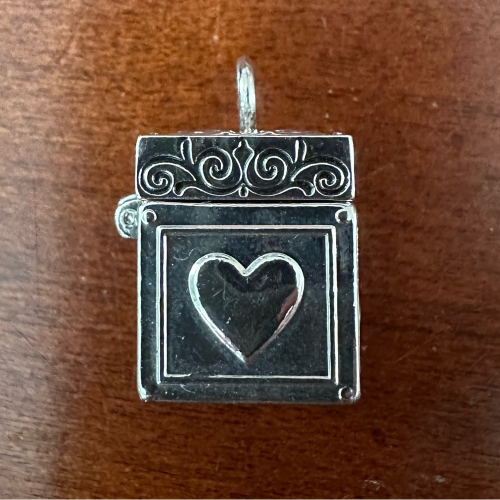 Vintage style silver prayer box Pendant
